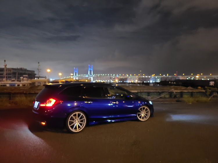 ジェイドの低そうで高い車・夜撮・night photography・ピントがあまい・ベイブリッジに関するカスタム事例の投稿画像1枚目