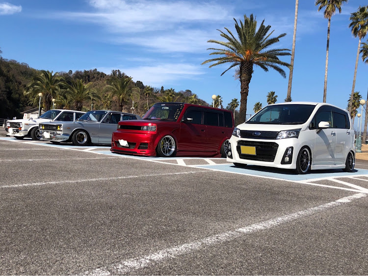 ステラのla100・bB・ハコスカ・マリンパーク新居浜・最後のコラボに関するカスタム事例の投稿画像1枚目