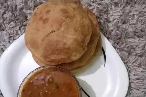 2 Aloo Kachori With Aloo Sabji