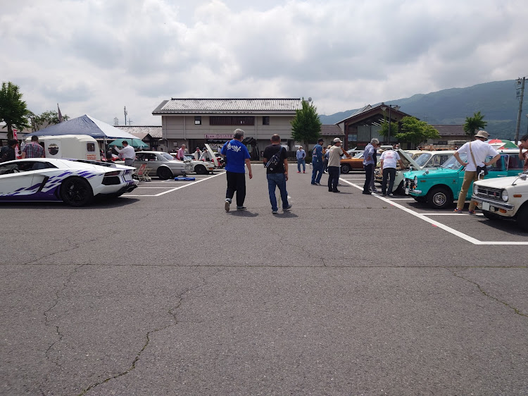 カリーナの道の駅 たくみの里・旧車イベント・KP・GX61・S30に関するカスタム事例の投稿画像8枚目