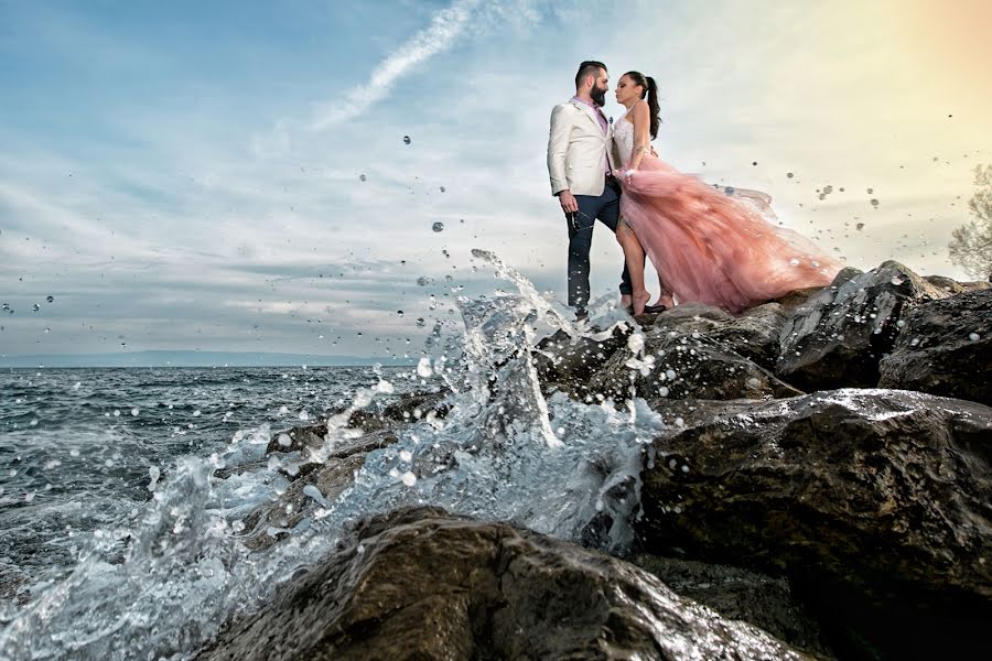 Fotógrafo de casamento Szilárd Dudar (szilarddudar). Foto de 20 de abril 2017