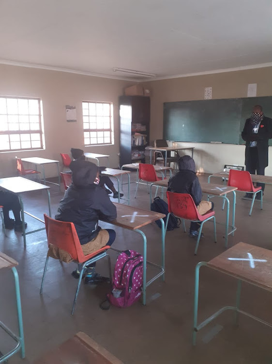 The principal of Thohoyandou Primary said the school needs mobile classrooms when Grade 4 and Grade 5 pupils return as there are not enough classrooms to ensure social distancing.