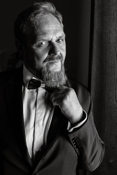 Fotógrafo de casamento Anton Ivanov (ivanovantonph). Foto de 24 de abril 2018