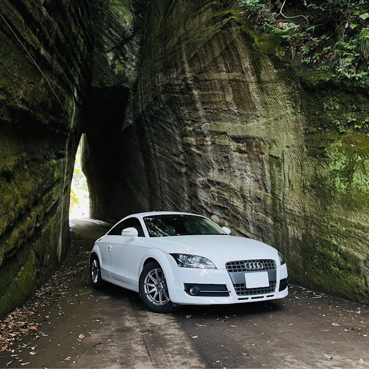 TT クーペのTTクーペ・Audiのある生活・8JBWAに関するカスタム事例の投稿画像1枚目