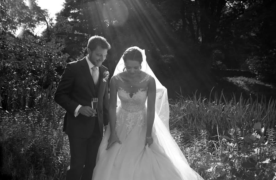 Fotógrafo de bodas Kirsteen Hogg (kirsteenhoggph). Foto del 2 de julio 2019