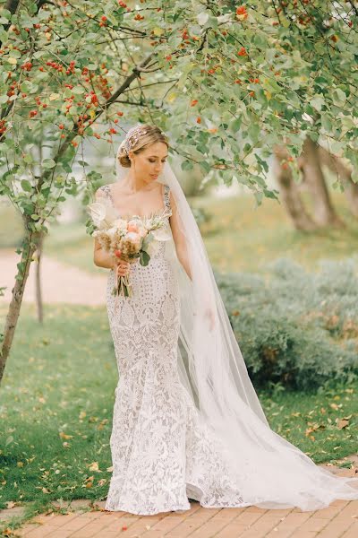 Wedding photographer Valeriya Kulikova (valeriya1986). Photo of 12 September 2020