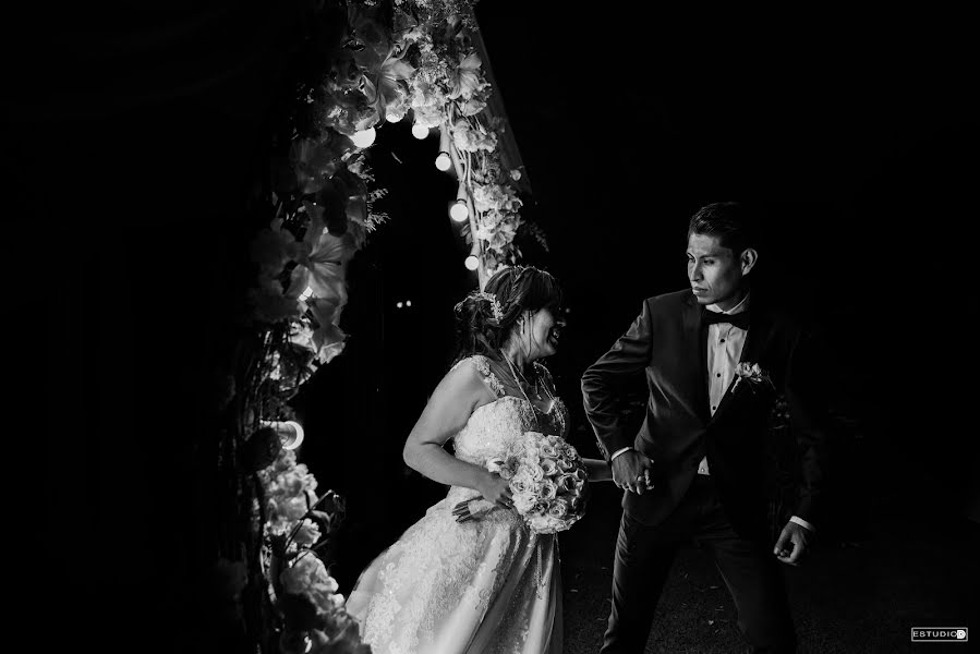 Fotógrafo de casamento Daniel Meneses Davalos (estudiod). Foto de 13 de abril 2019