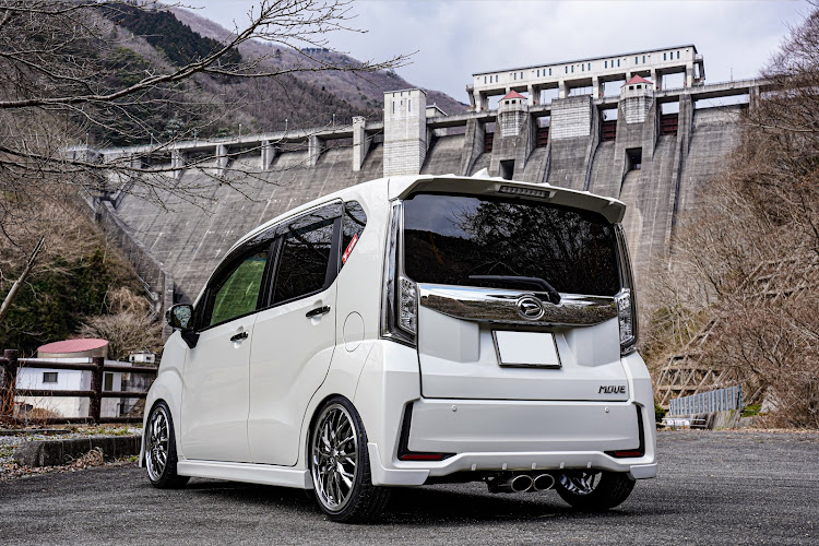 ムーヴカスタムのJunStyle・LA150S・ピックアップチャレンジ・レオニスＭＶに関するカスタム事例の投稿画像2枚目