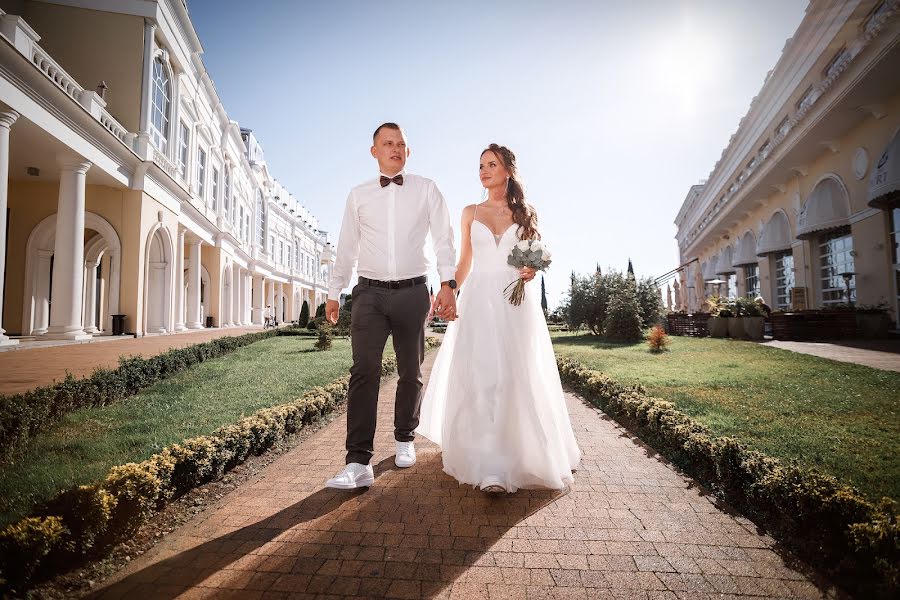 Fotógrafo de bodas Artem Akopyan (artomlife). Foto del 25 de diciembre 2021