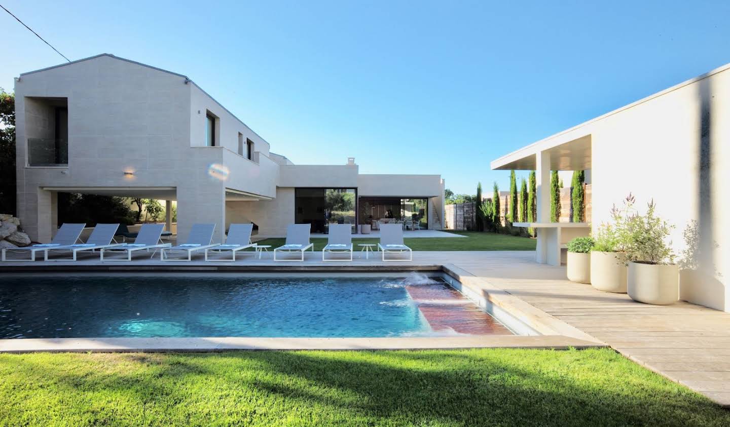 Maison contemporaine avec piscine et jardin Saint-Rémy-de-Provence