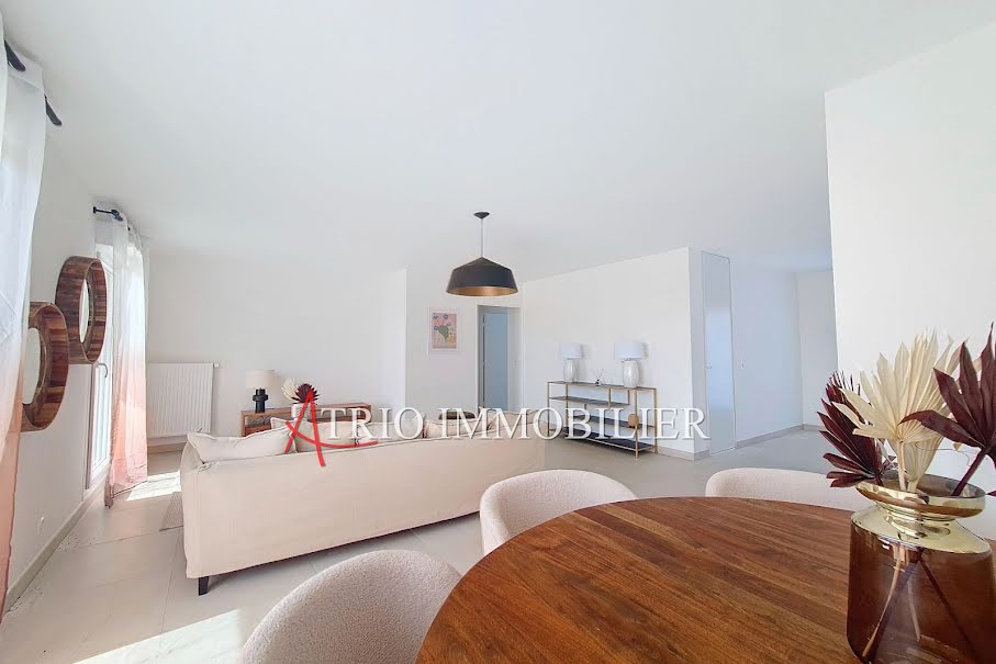 Vente appartement 4 pièces 94 m² à Saint-Laurent-du-Var (06700), 619 000 €