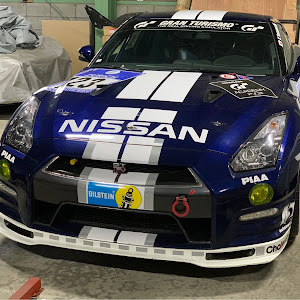 NISSAN GT-R R35