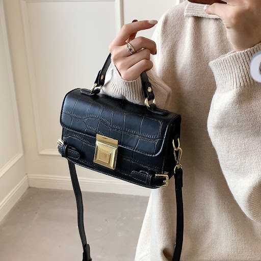 Title 3, Korean Fashion One-shoulder Diagonal Bag Small ...