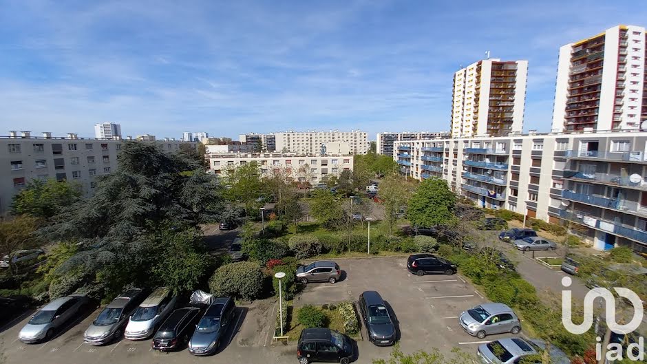 Vente appartement 5 pièces 108 m² à Mantes-la-Jolie (78200), 110 000 €