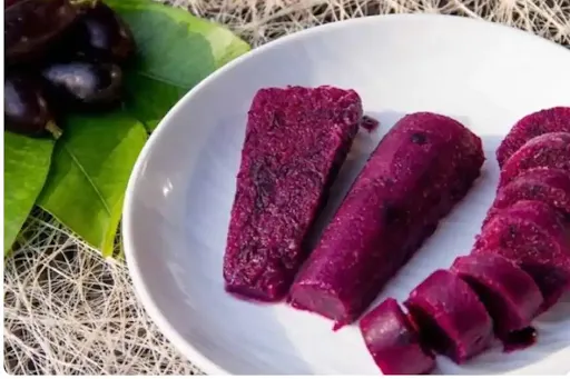 Pulpy Jamun Kulfi