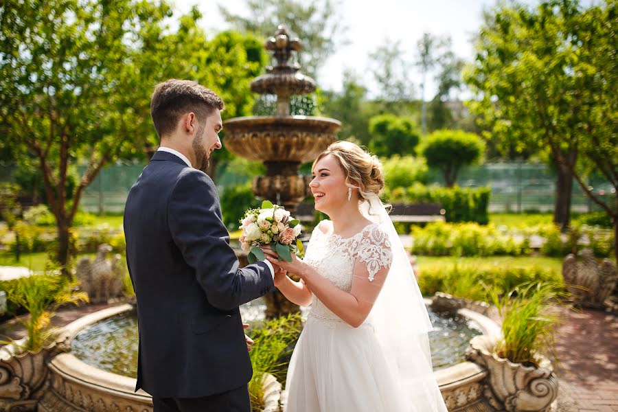 Fotógrafo de casamento Vladimir Kulymov (kulvovik). Foto de 16 de junho 2017