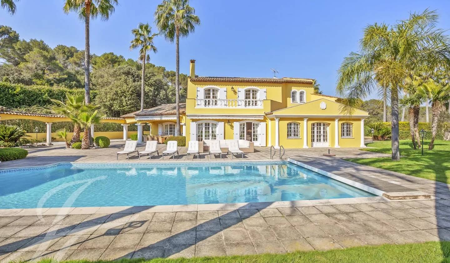 Villa with pool Mougins