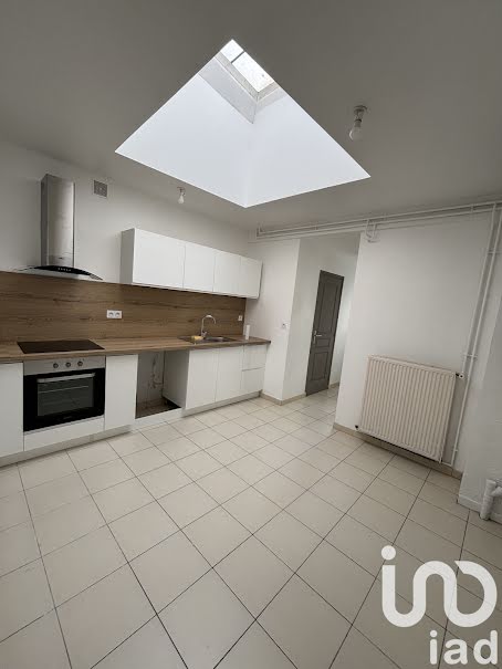 Vente maison 7 pièces 129 m² à Saint-Quentin (02100), 168 250 €