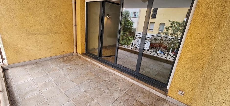 Vente appartement 4 pièces 81 m² à Six-Fours-les-Plages (83140), 296 000 €