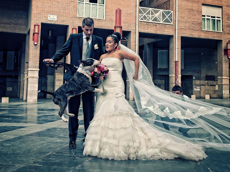 Fotografo di matrimoni Manuel Joven (joven). Foto del 24 aprile 2015