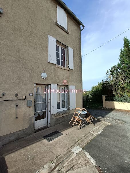 Vente maison 3 pièces 64 m² à Niort (79000), 148 400 €