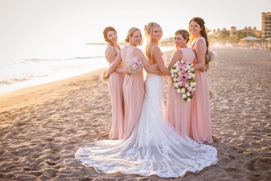 Fotógrafo de bodas Cristhell Bernal (crisbernal). Foto del 4 de enero 2019