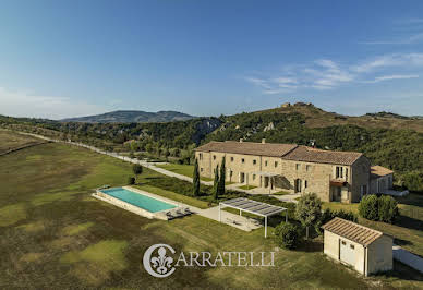 Villa avec piscine et jardin 2