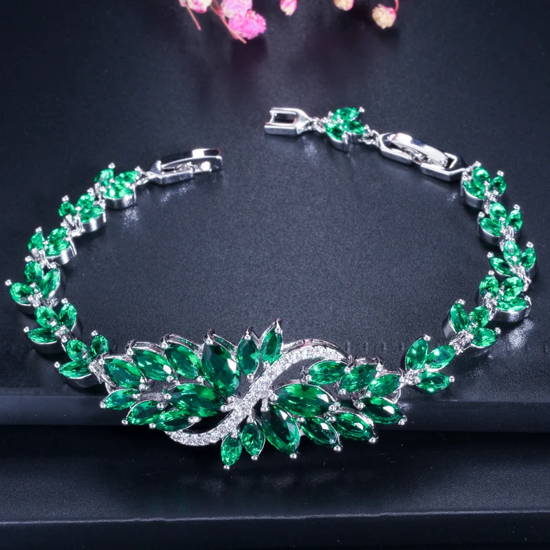Bracelet Ice Flowers européen et américain, élégant, zircon incrusté de diamants, ornement multicolore pour un look sophistiqué.