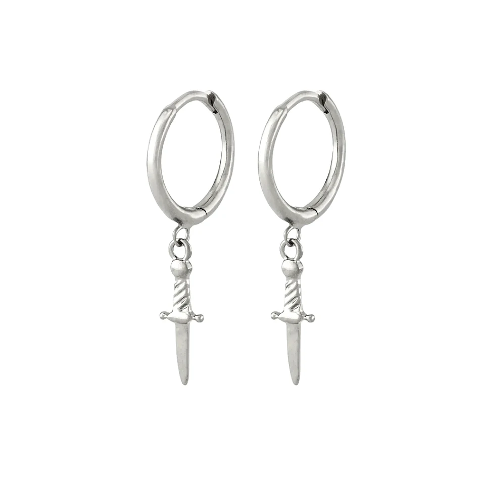 Kleine dolk korte mes sterling zilveren oorbellen. Een uniek en elegant sieraad voor een opvallende look. Perfect voor dagelijks gebruik.
