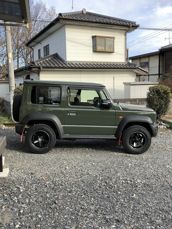 ジムニーシエラのジムニーシエラ・ジムニー・JB74w・タイヤ交換・ホイール交換に関するカスタム事例の投稿画像3枚目