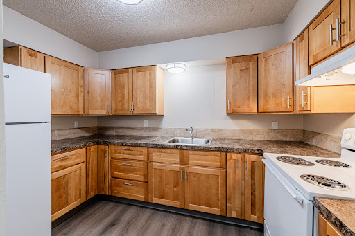 Go to 2 Bed 2 Bath Floorplan page.