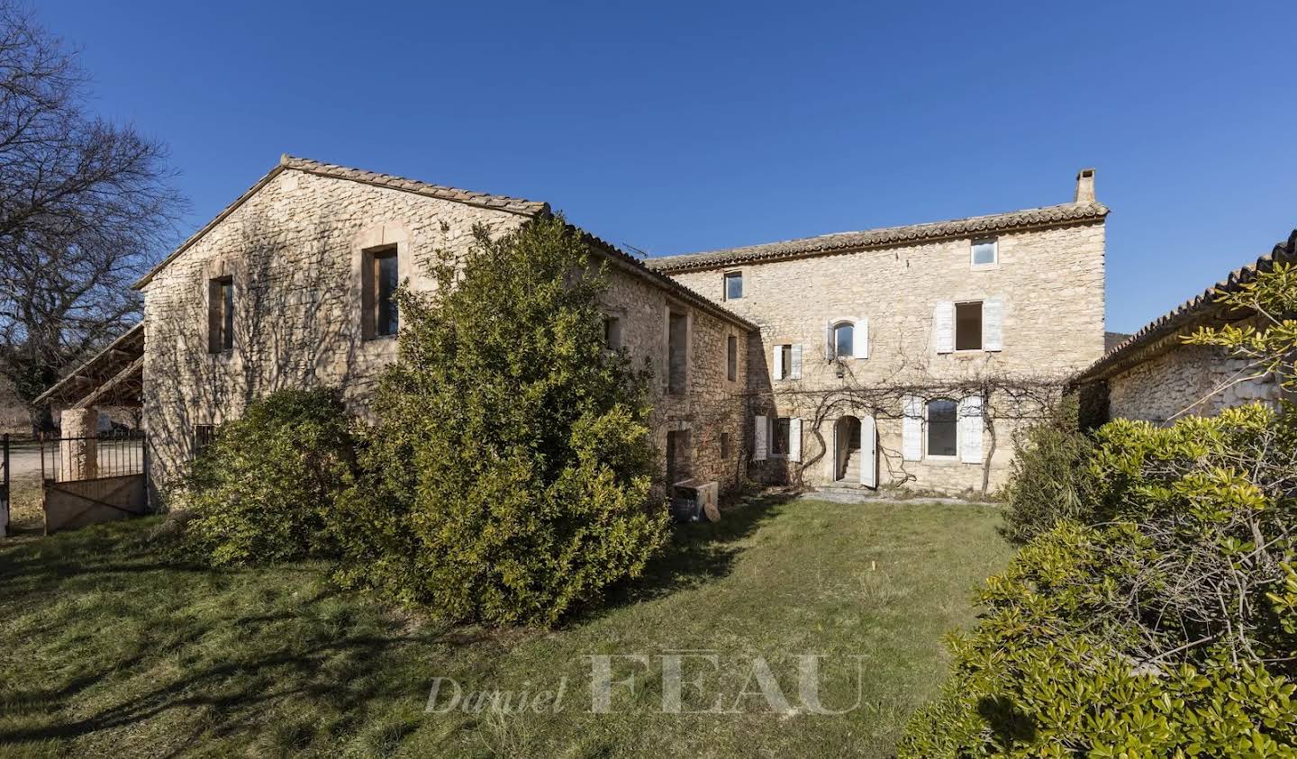 Propriété avec piscine Gordes