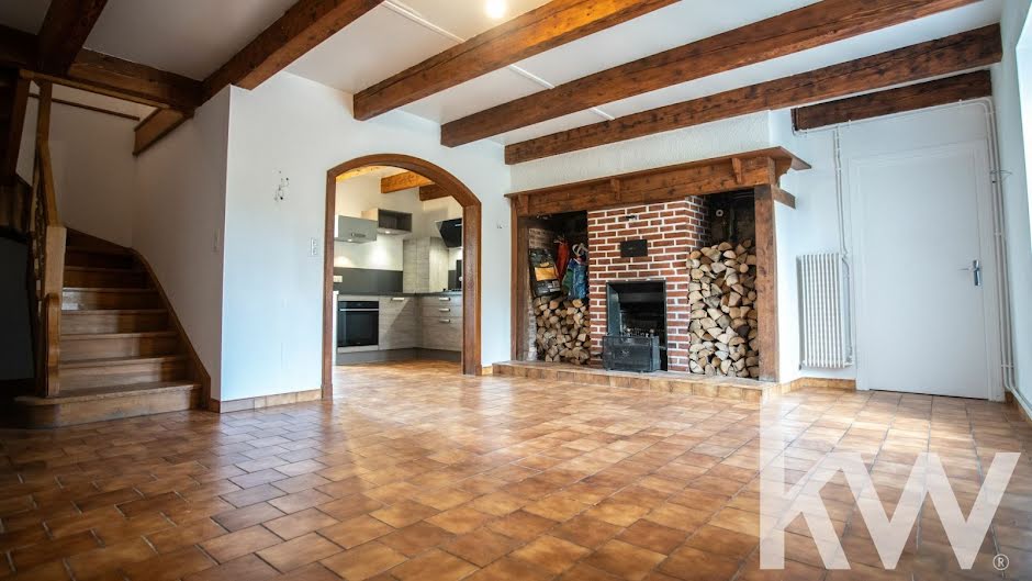 Vente maison 10 pièces 159 m² à Trémouille (15270), 170 000 €