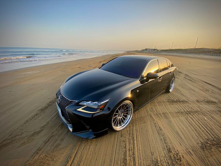GSのLEXUS GS・Brembo・GWL10・エアサスはモテるらしい・SSR wheelsに関するカスタム事例の投稿画像1枚目