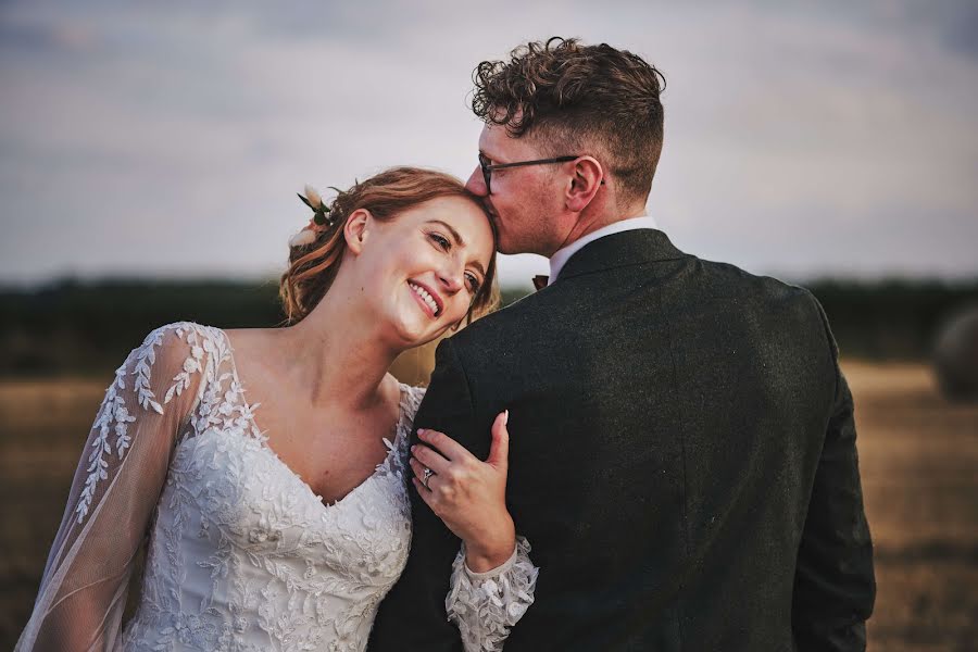 Svatební fotograf Stephen Kidd (kuvaweddings). Fotografie z 5.března