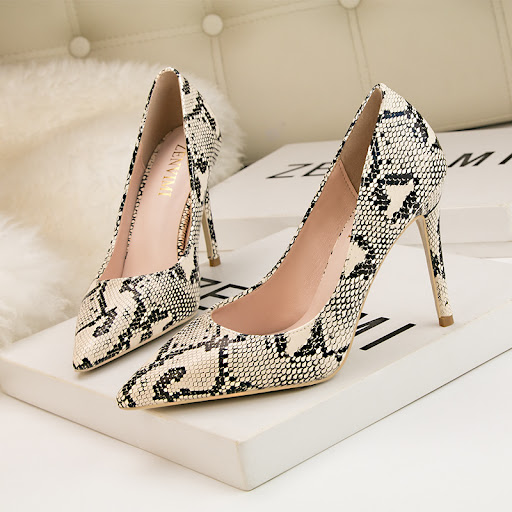 Title 2, Womens High-Heeled Snake Pattern Pointed Toe S...