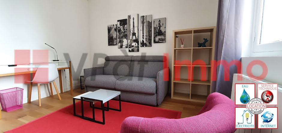 Location meublée appartement 1 pièce 22 m² à Versailles (78000), 980 €