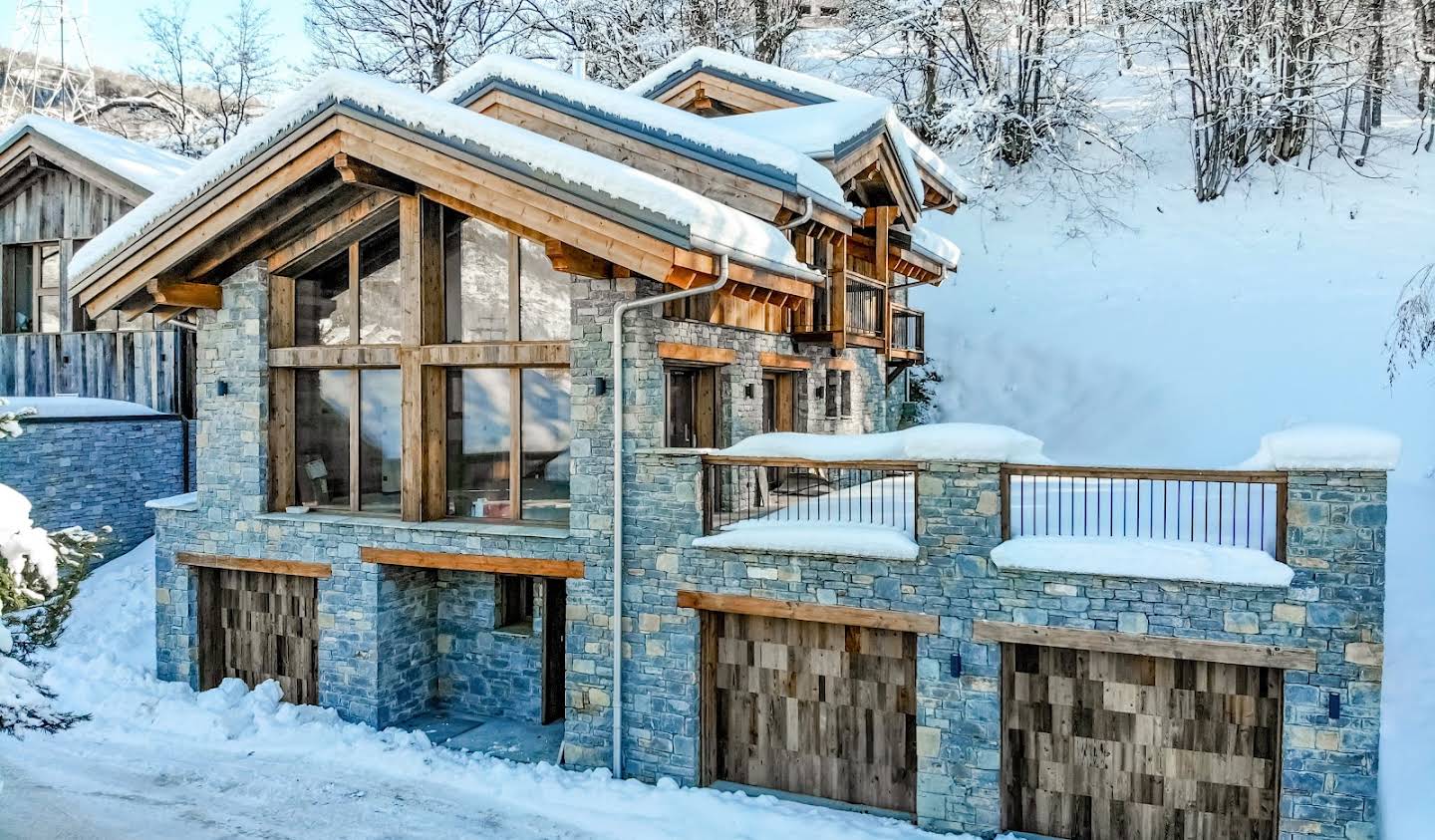 Chalet avec vue panoramique et terrasse Saint-Martin-de-Belleville