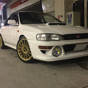 インプレッサ WRX GC8