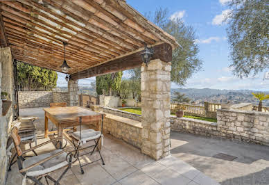 Maison avec piscine et terrasse 4