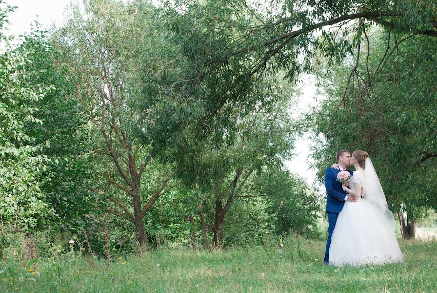 Fotografo di matrimoni Elena Minazova (elenmoon). Foto del 17 agosto 2016