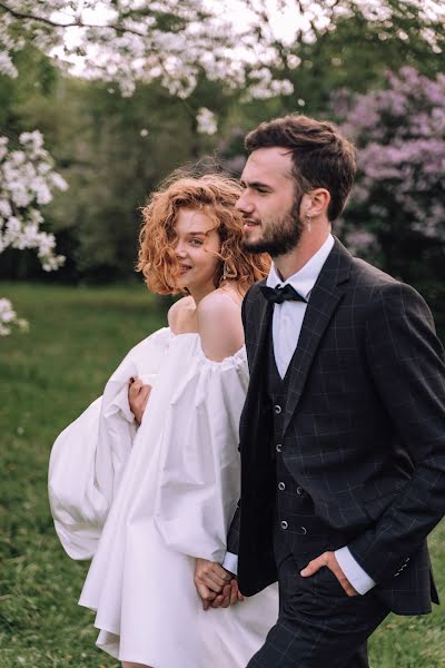 Fotógrafo de casamento Kseniya Timchenko (ksutim). Foto de 2 de junho 2021