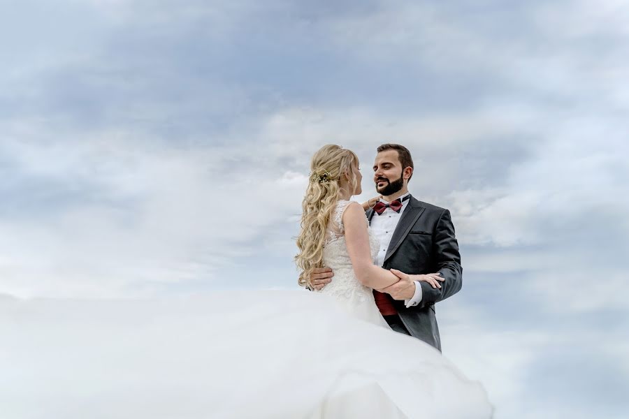 Wedding photographer Galina Zapartova (jaly). Photo of 21 May 2019