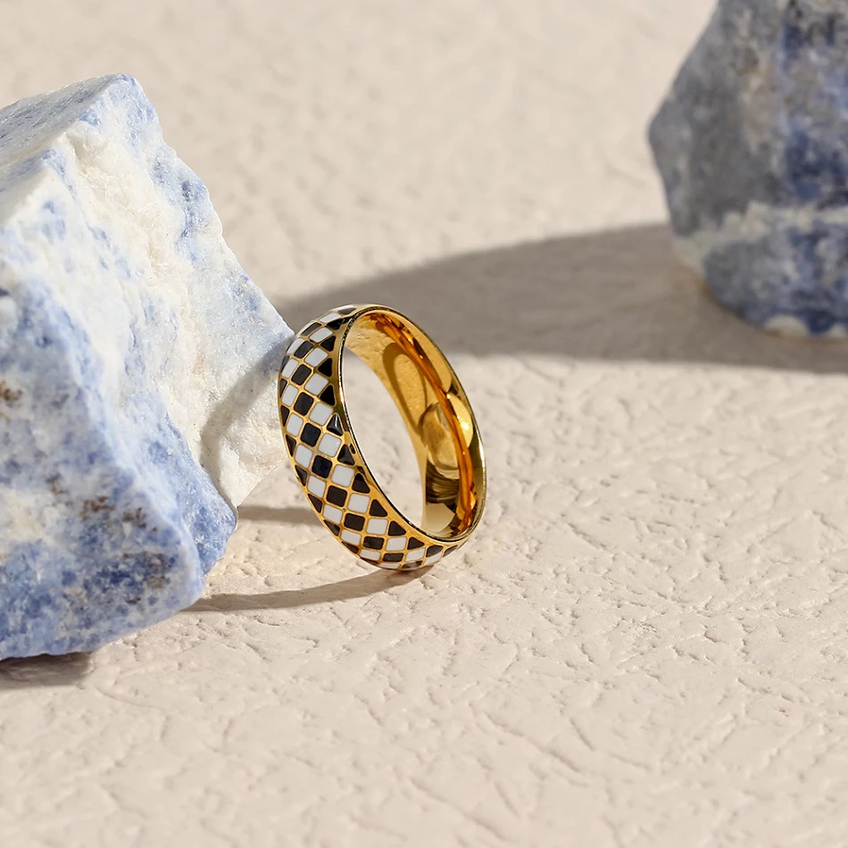 Women's Fashion Stainless Steel 18K Gold Plated Black and White Plaid Oil Dripping Ring, stylish accessory for her.