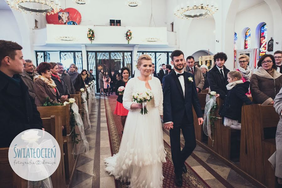 Wedding photographer Małgorzata Wolska-Rzewus (swiatlocien). Photo of 10 March 2020