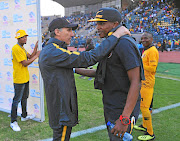 Giovanni Solinas, coach of Kaizer Chiefs, and striker  Lebogang Manyama./ Sydney Mahlangu / BackpagePix