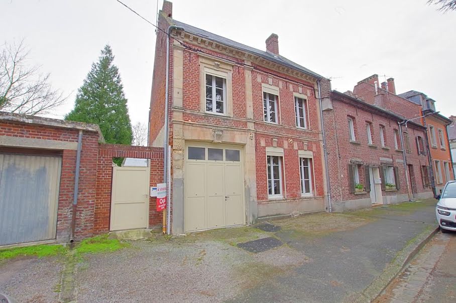 Vente maison 4 pièces 112.51 m² à Nesle (80190), 130 000 €