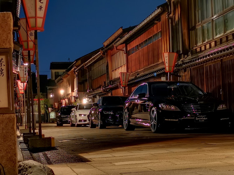 A7 スポーツバックのドライブ・アウディのある生活・ドイツ御三家・スマホ撮影・夜撮に関するカスタム事例の投稿画像2枚目