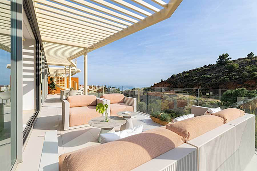 Apartment with terrace and pool 1
