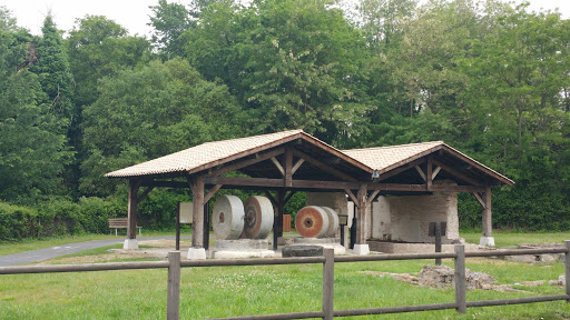 Le moulin Du Pont Neau